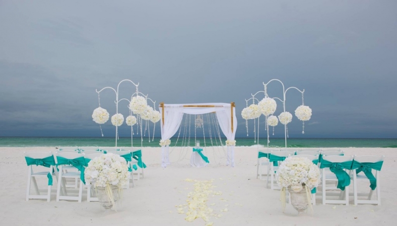 Real Destin Beach Weeding by Princess Wedding Co: Maritza 