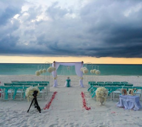 destin beach wedding ceremony