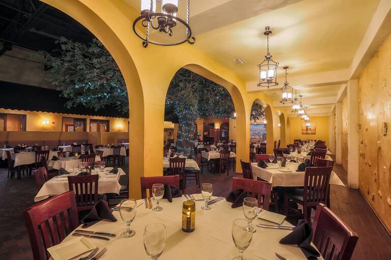 pcb restaurants